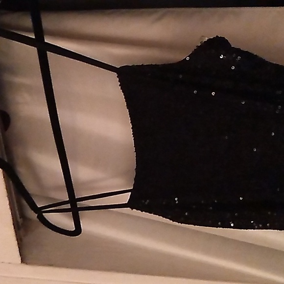 NWT black sequined dress size medium juniors Inspired Hearts ruched waist - Picture 2 of 4